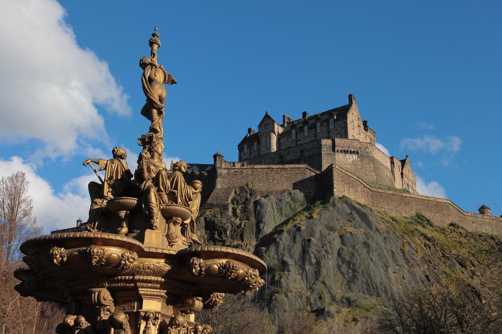 edinburgh-366272_1280 Edinburgh Castle